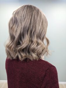 Omin Helsinki | Olaplex, Kevin Murphy, Balayage, Hiustenleikkaus